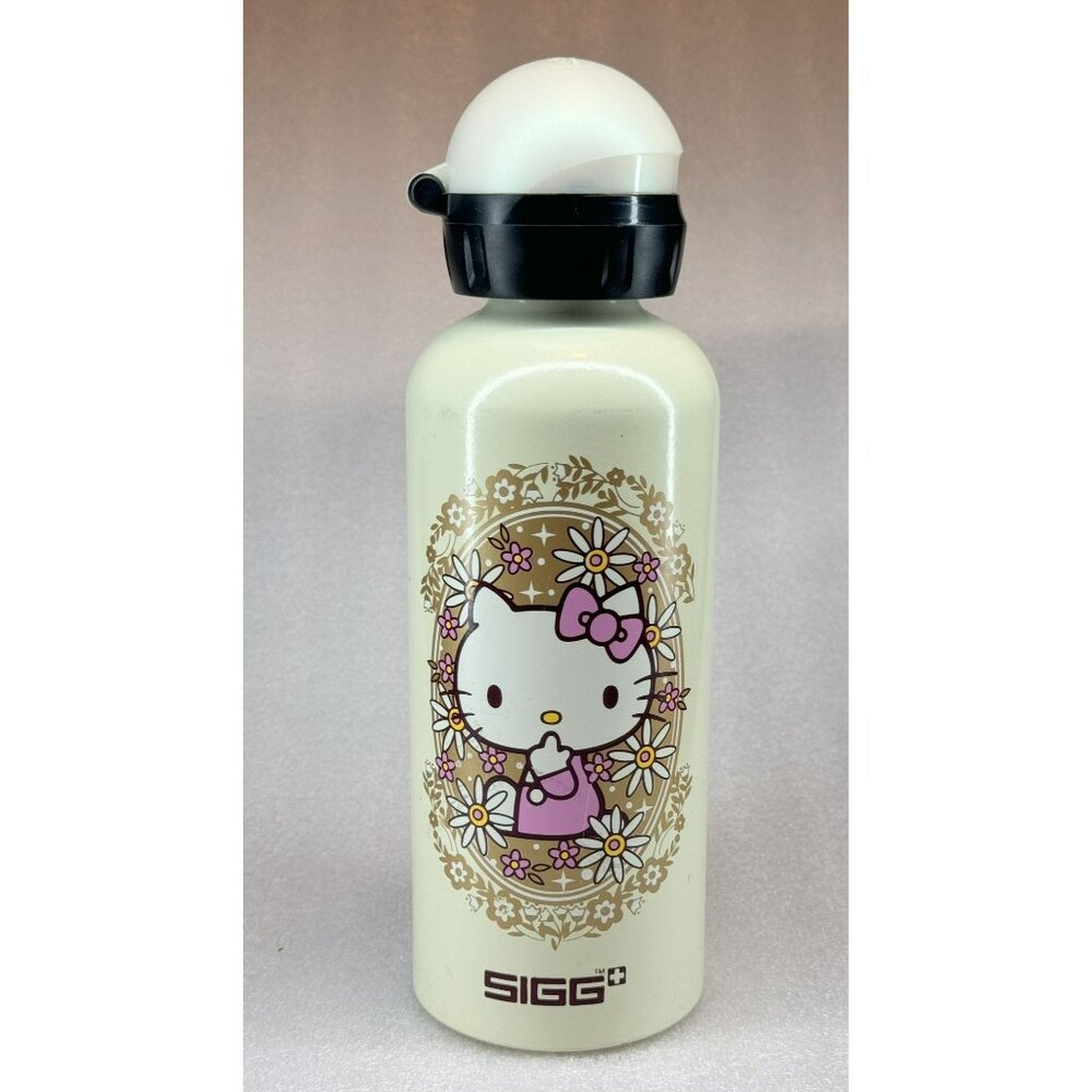 Hello Kitty SIGG Sanrio Swiss Made Metal Retro Water Bottle